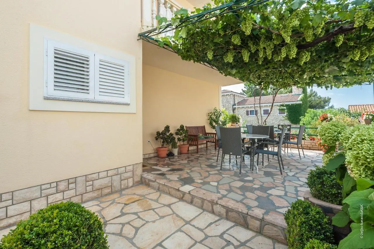 Apartment Slavica Posedarje